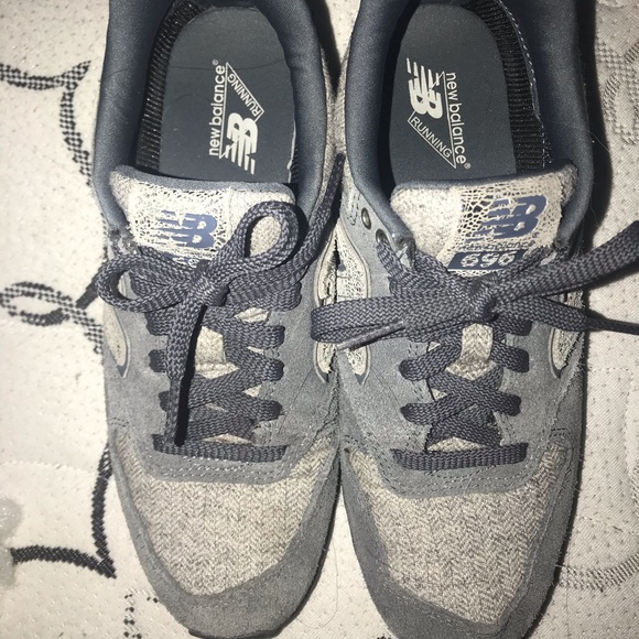 New Balance Shoes - Picture 2 of 3